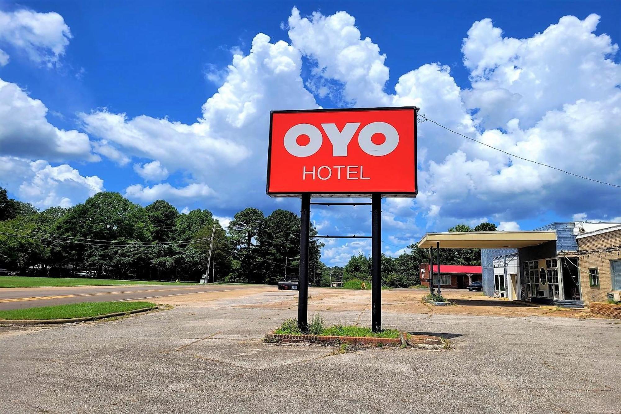 Oyo Hotel Holly Springs Ms 外观 照片